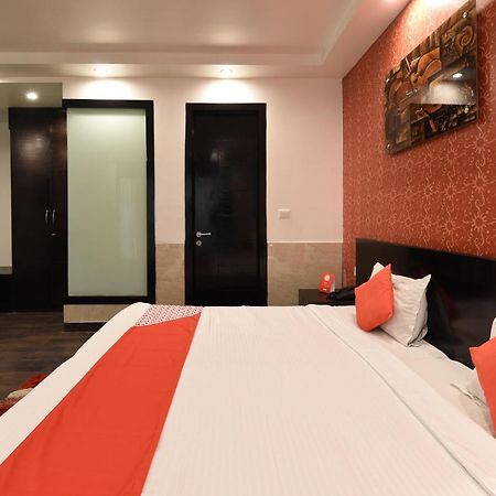Oyo Flagship 18940 Hotel Swathi Nové Dillí Exteriér fotografie